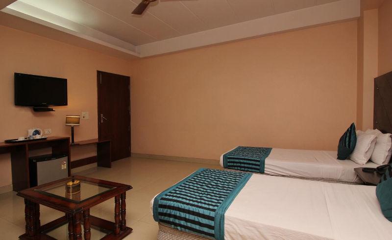 Hotel Kyron Delhi  Exterior photo