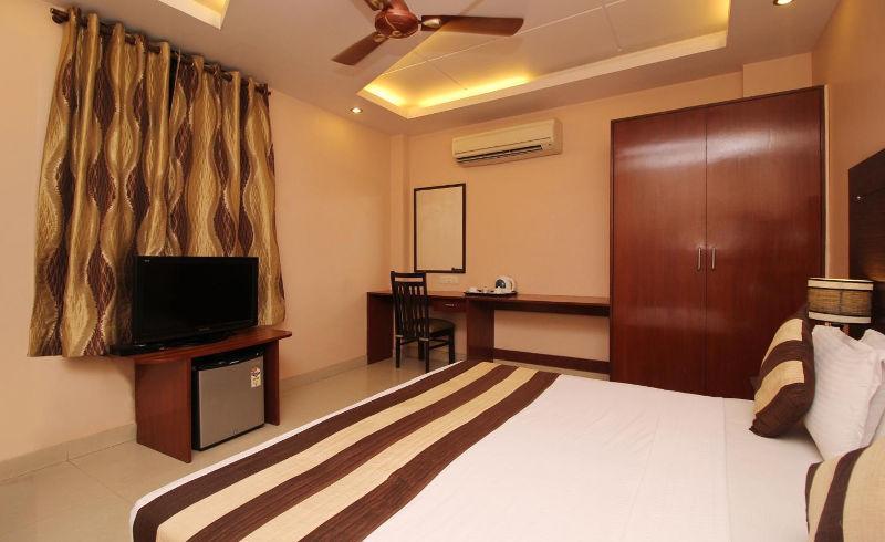 Hotel Kyron Delhi  Exterior photo